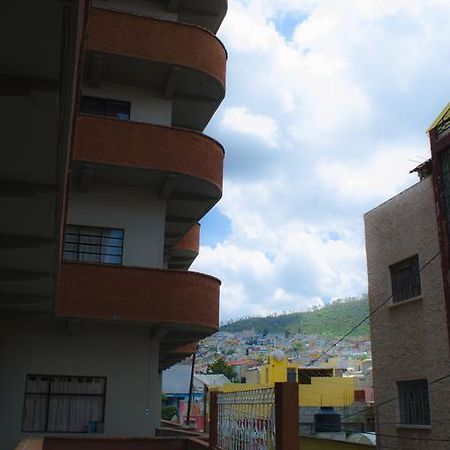 Апартаменти Estancias Edm Pachuca Екстер'єр фото